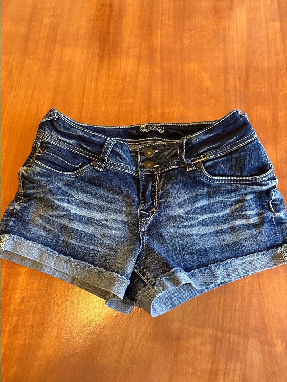 Wallflower Indigo Blue Rolled-Hem Denim Shorts
